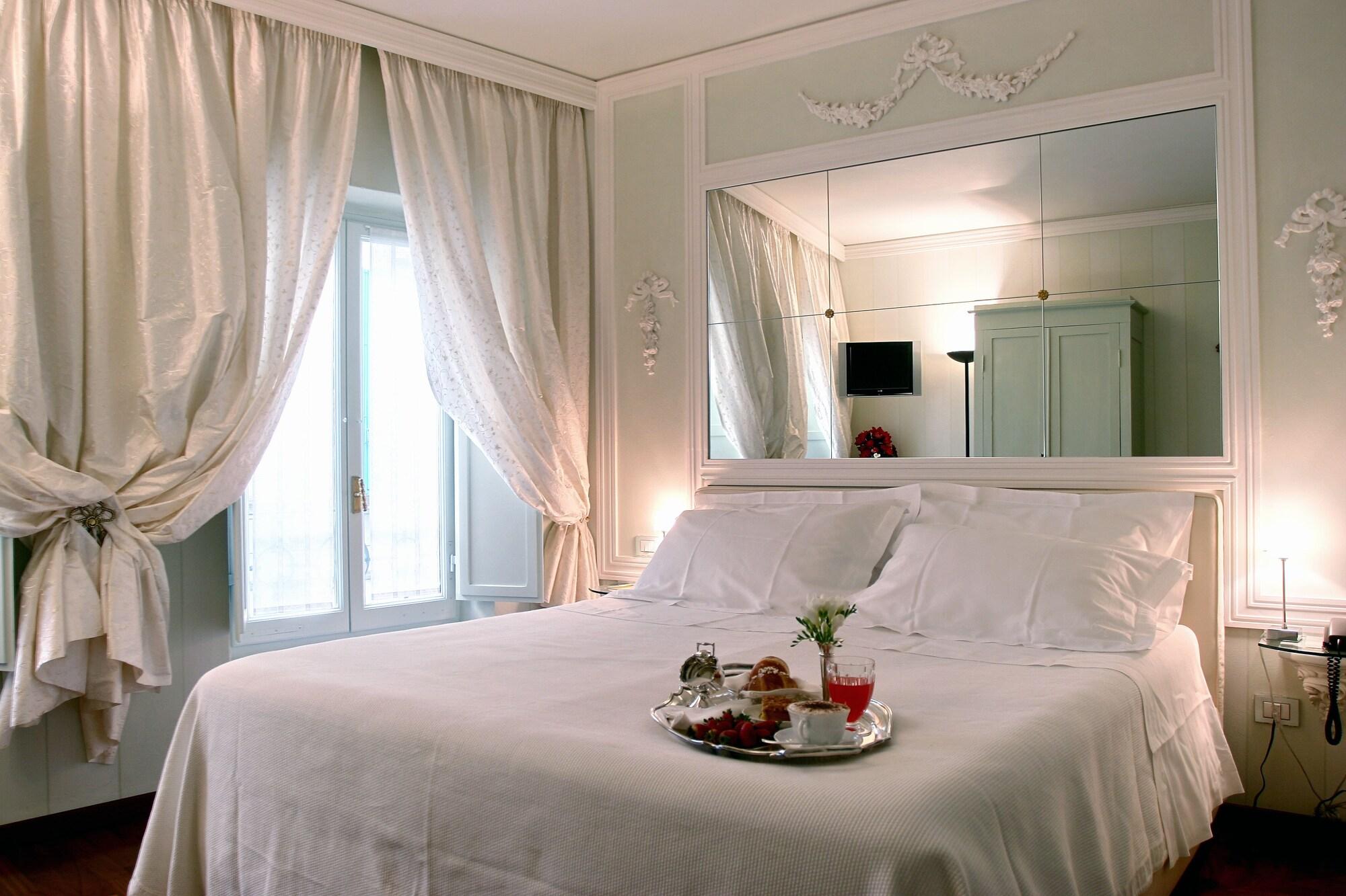 Residenza D'Epoca Campo Regio Relais Bed & Breakfast Сиена Екстериор снимка